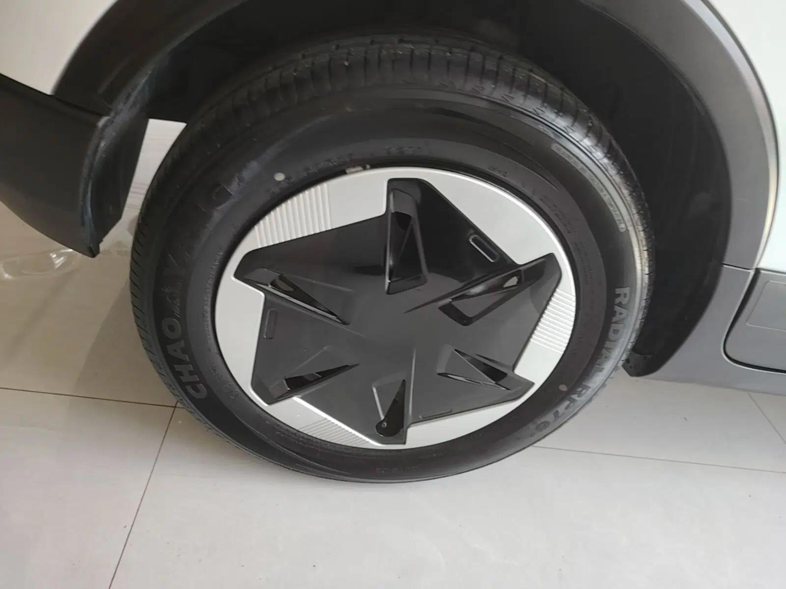 Geometry E Firefly 2024 301km Starlight — миниатюра 11