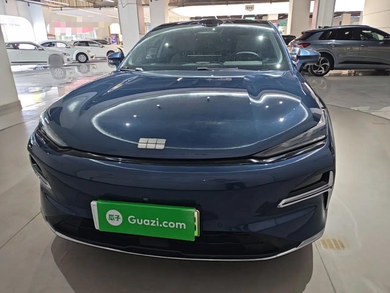 Geely Galaxy 8 2025 130km EM-P Starship Edition — миниатюра 2