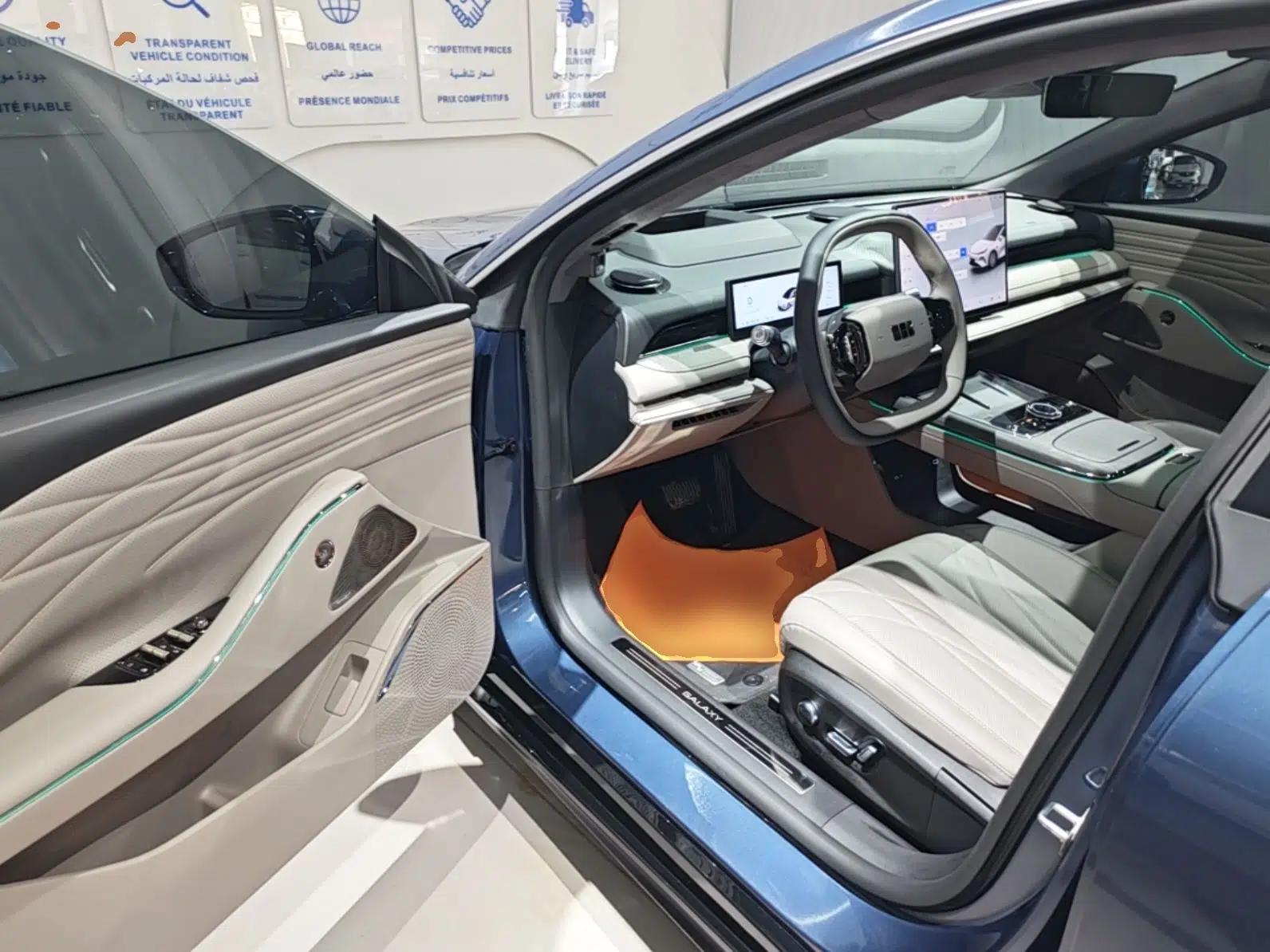 Geely Galaxy 8 2025 130km EM-P Starship Edition — миниатюра 18