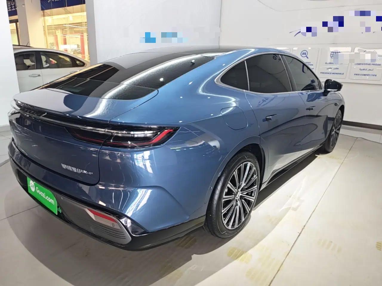 Geely Galaxy 8 2025 130km EM-P Starship Edition — миниатюра 6