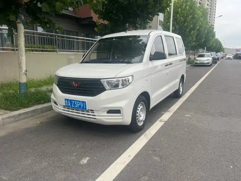 Wuling Hongguang V 2019 1.5L Basic Model (National VI Emission Standard) LAR — миниатюра 1