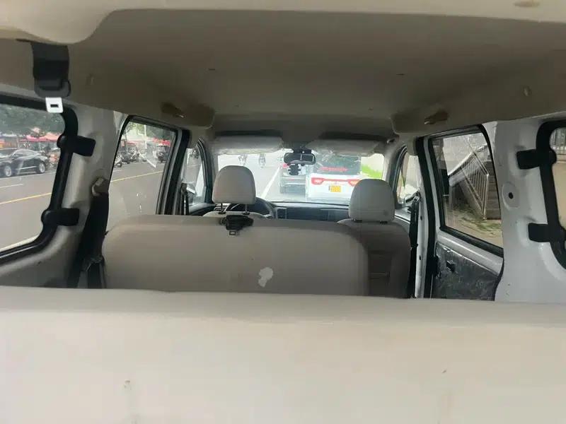 Wuling Hongguang V 2019 1.5L Basic Model (National VI Emission Standard) LAR — миниатюра 6