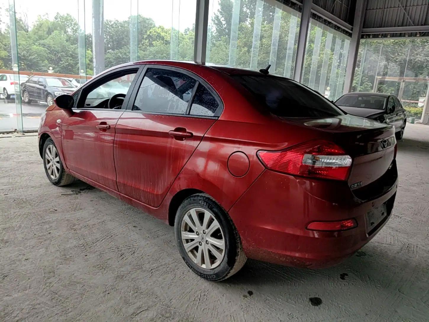 Cowin C3 2015 1.5L Manual Gold Diamond Edition — миниатюра 4