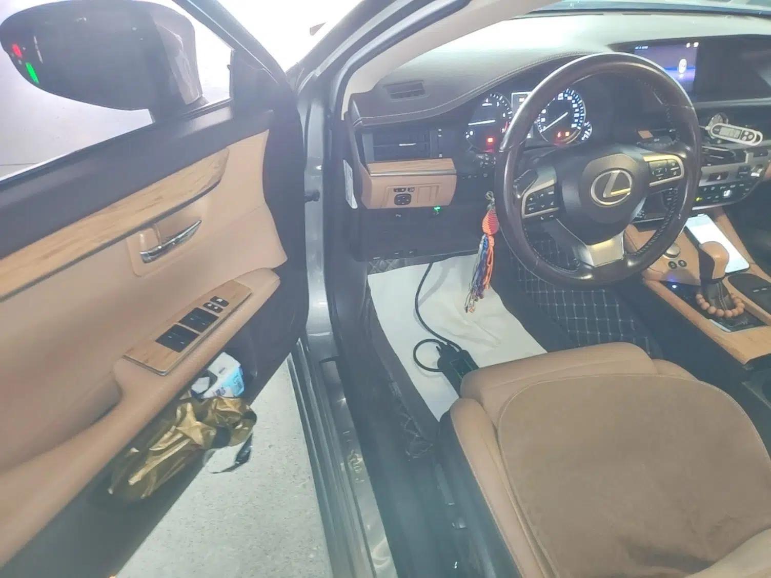 Lexus ES 2015 200 Elite Edition — миниатюра 18