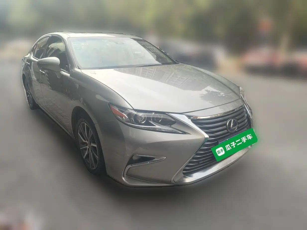 Lexus ES 2015 300h Luxury Edition — миниатюра 3