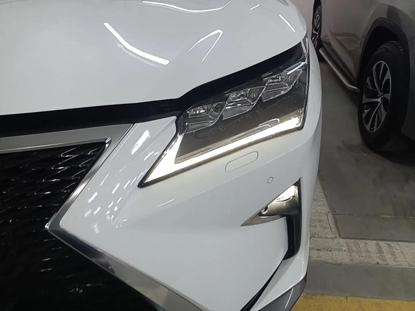 Lexus RX 2016 300 4x4 F SPORT Version China V Standard — миниатюра 8