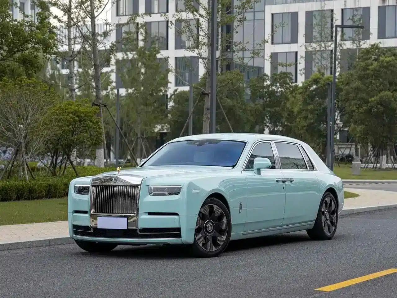 2024 Phantom Long Wheelbase Series II — миниатюра 1