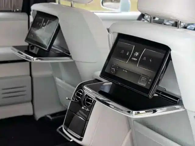 2024 Phantom Long Wheelbase Series II — миниатюра 22