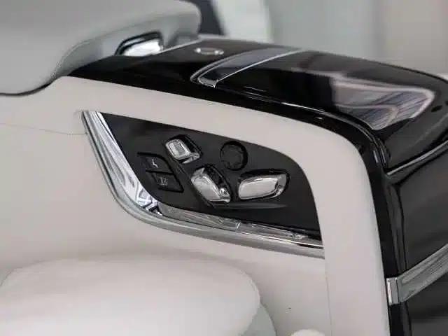 2024 Phantom Long Wheelbase Series II — миниатюра 26