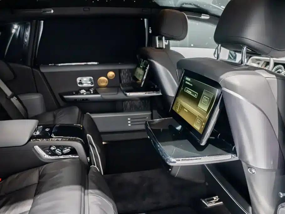 2018 Phantom 6.7T Long Wheelbase — миниатюра 15