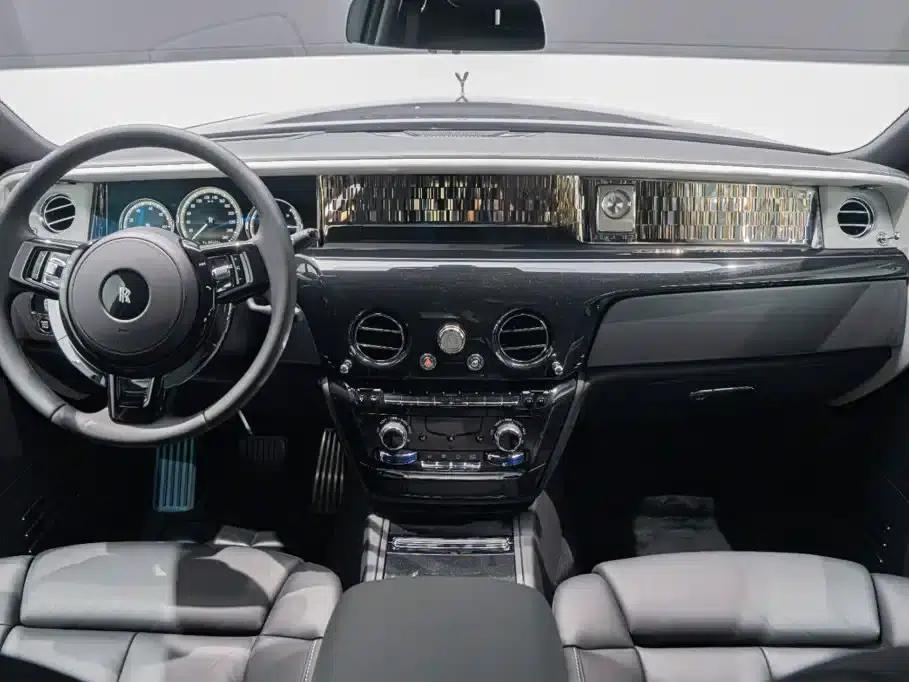 2018 Phantom 6.7T Long Wheelbase — миниатюра 10