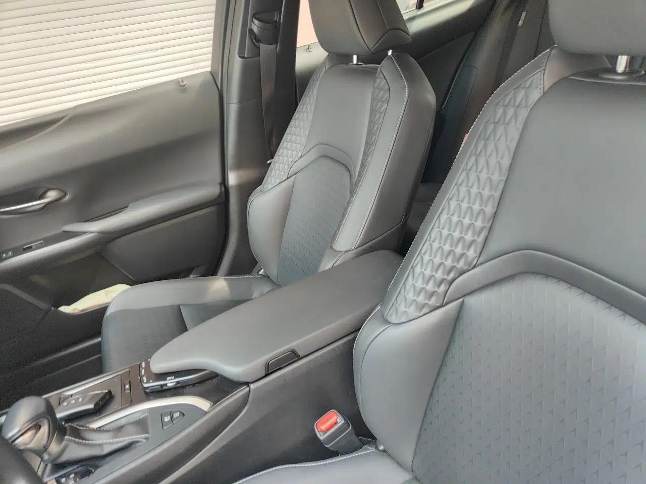 Lexus UX 2020 260h Explore-Cool Edition — миниатюра 15