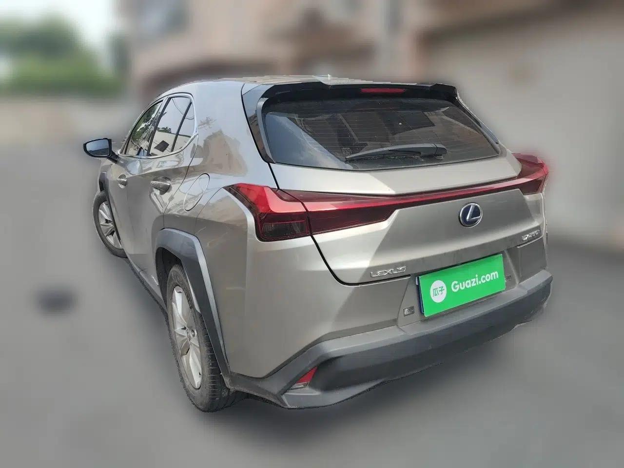 Lexus UX 2020 260h Explore-Cool Edition — миниатюра 4