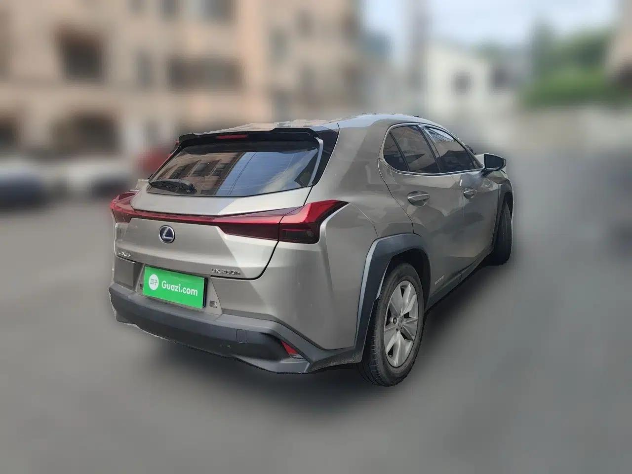 Lexus UX 2020 260h Explore-Cool Edition — миниатюра 6