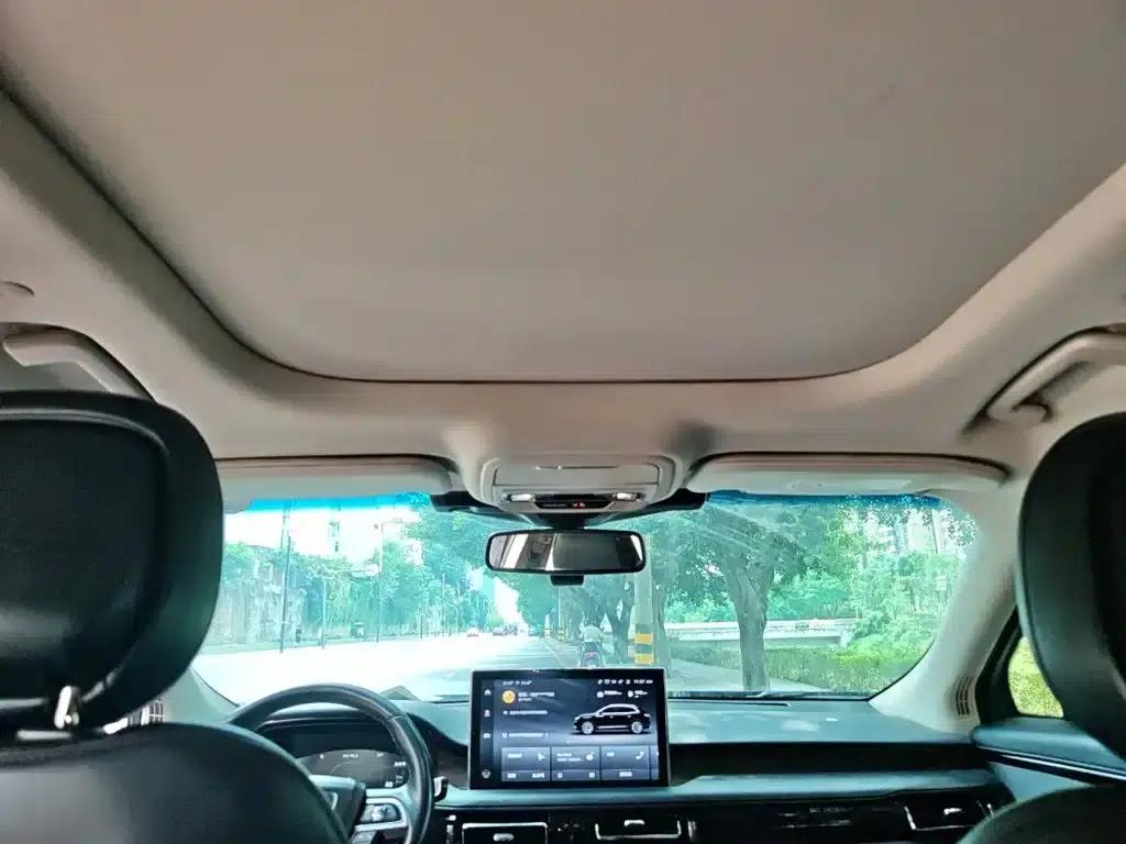 Navigator 2021 2.0T AWD Premium Edition — миниатюра 19