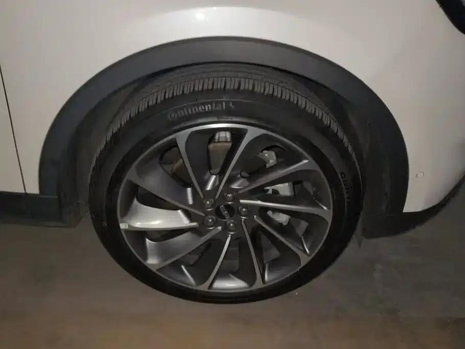 Navigator 2021 2.7T AWD Premium Edition — миниатюра 6