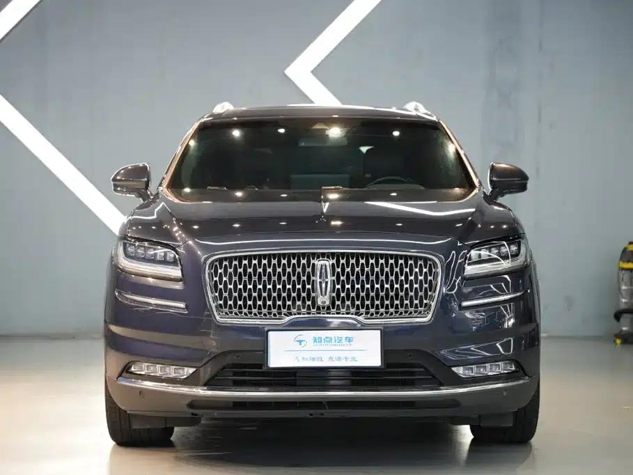 Navigator 2021 2.7T AWD Premium Edition — миниатюра 2