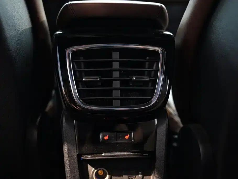 Navigator 2021 2.7T AWD Premium Edition — миниатюра 18
