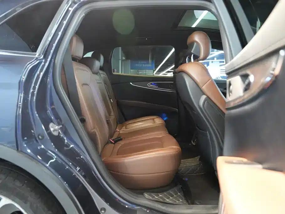 Navigator 2021 2.7T AWD Premium Edition — миниатюра 21