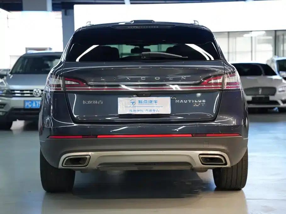 Navigator 2021 2.7T AWD Premium Edition — миниатюра 24