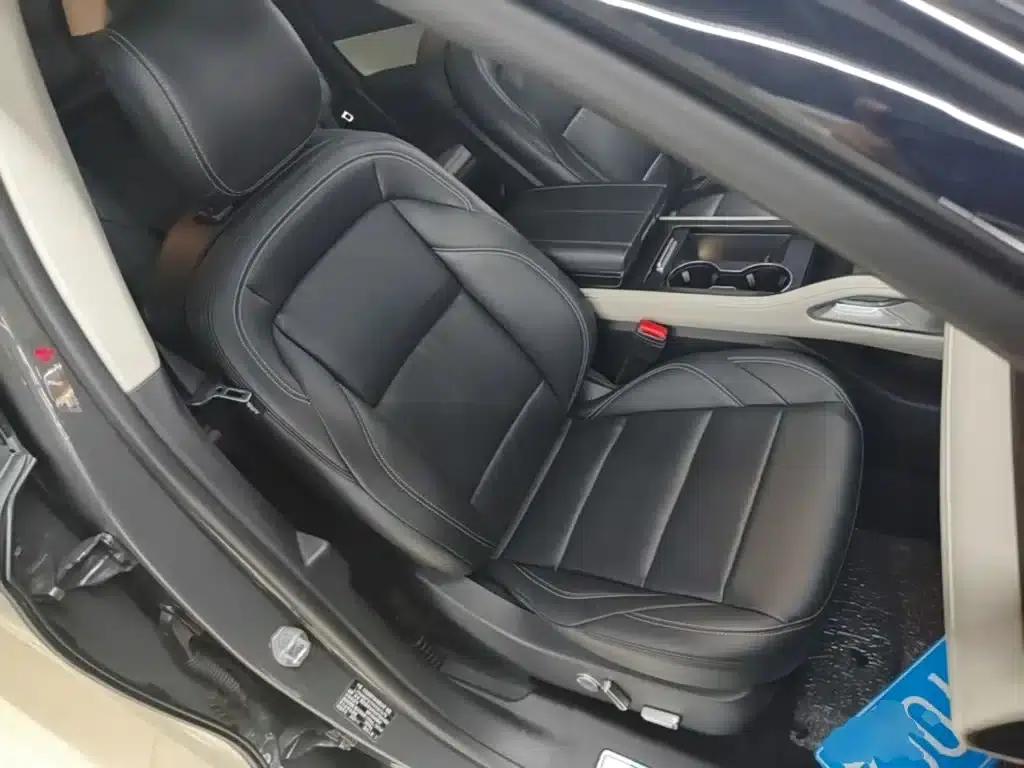 Navigator 2023 2.0T AWD Premium Hybrid — миниатюра 25
