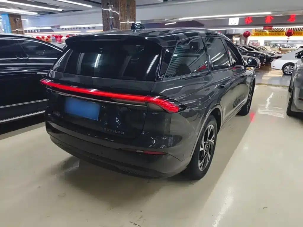 Navigator 2023 2.0T AWD Premium Hybrid — миниатюра 7