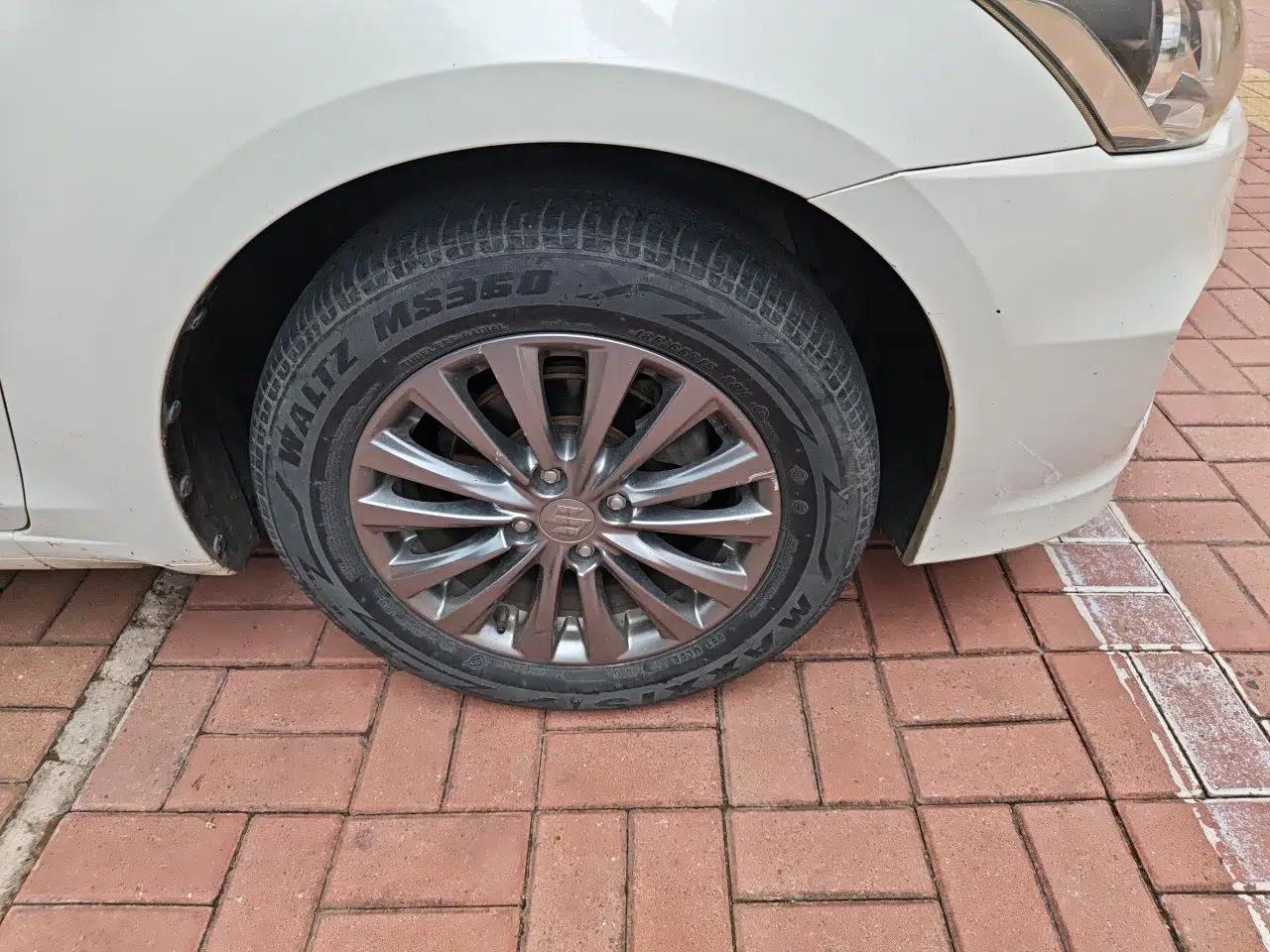 Suzuki Alivio 2015 1.6L Manual Comfort Model — миниатюра 8