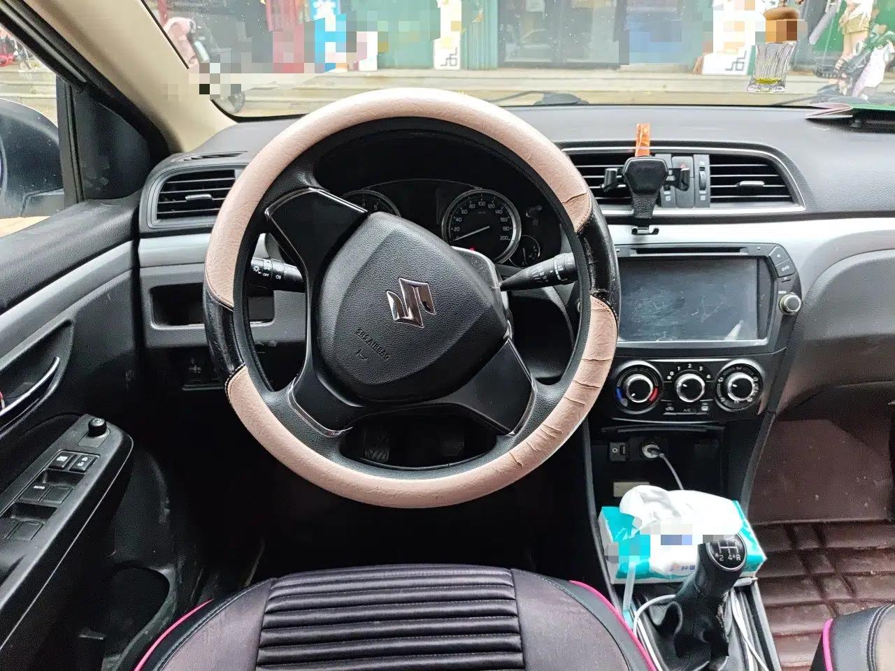Suzuki Alivio 2015 1.6L Manual Comfort Model — миниатюра 10