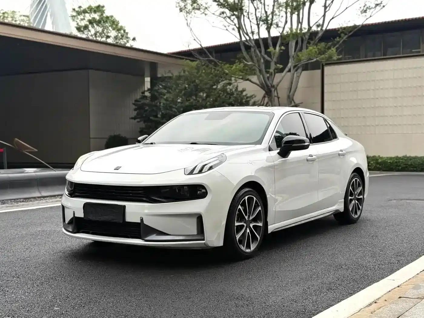 Lynk & Co 03 2018 1.5TD DCT Sport Edition (National V Emission Standard) — миниатюра 1