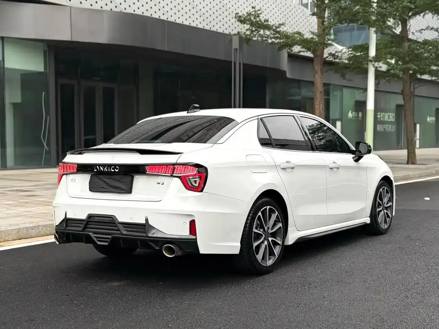Lynk & Co 03 2018 1.5TD DCT Sport Edition (National V Emission Standard) — миниатюра 7