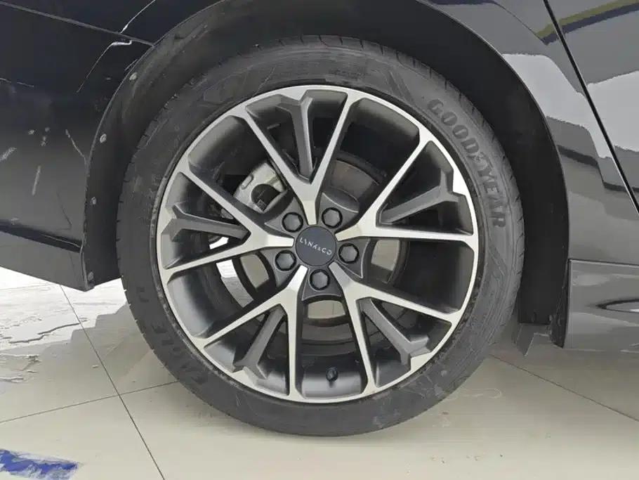 Lynk & Co 03 2022 2.0TD DCT Pro — миниатюра 6
