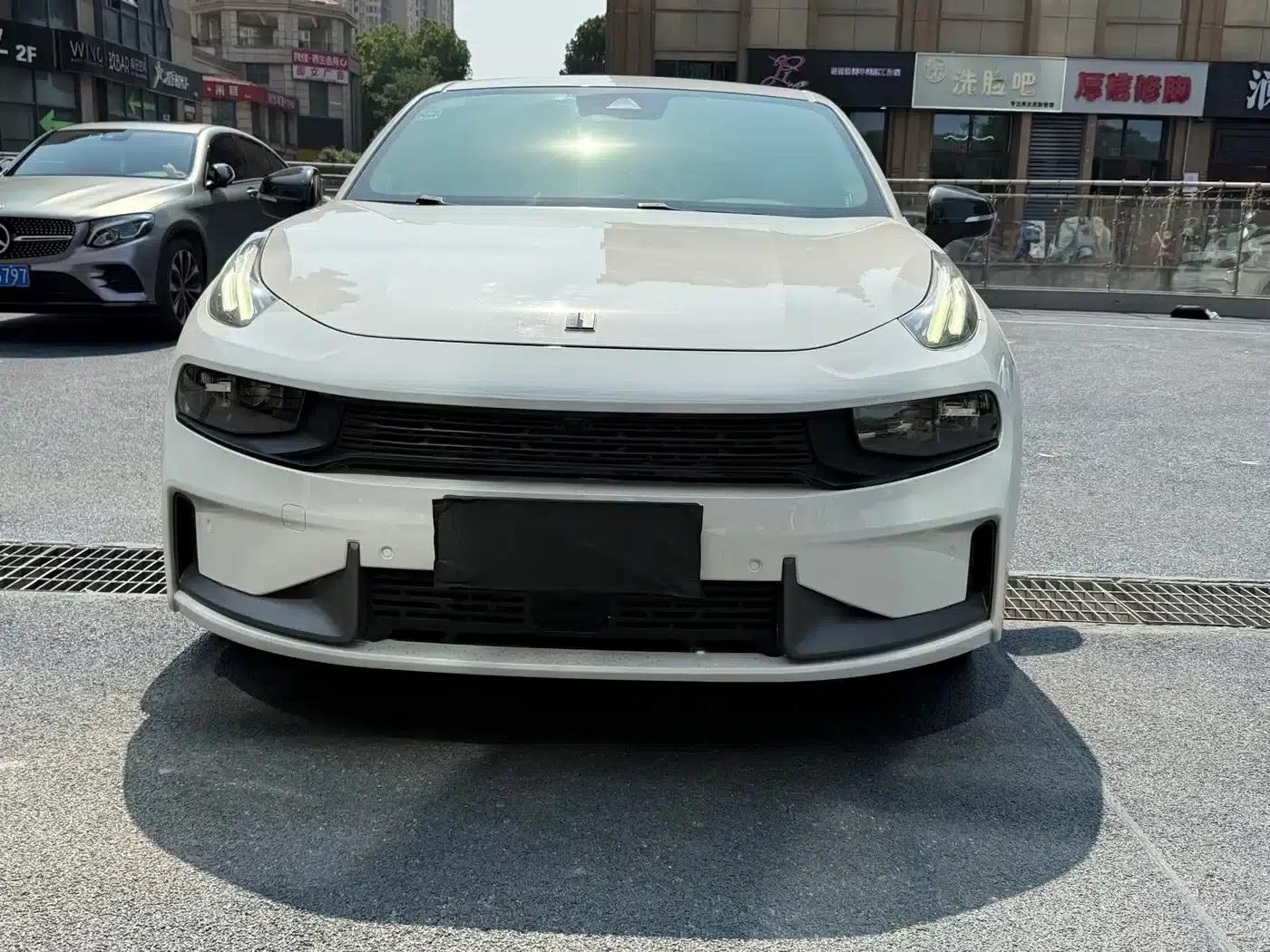 Lynk & Co 03 2020 1.5TD DCT Edition — миниатюра 2