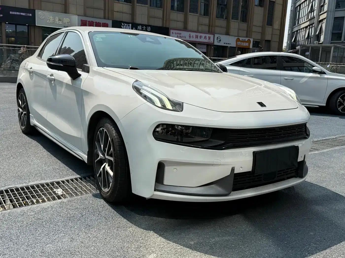 Lynk & Co 03 2020 1.5TD DCT Edition — миниатюра 3