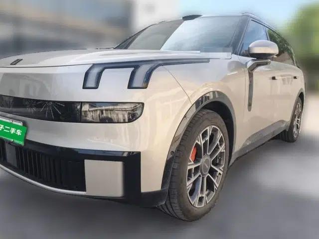 Lynk & Co 900 2025 1.5T Ultra