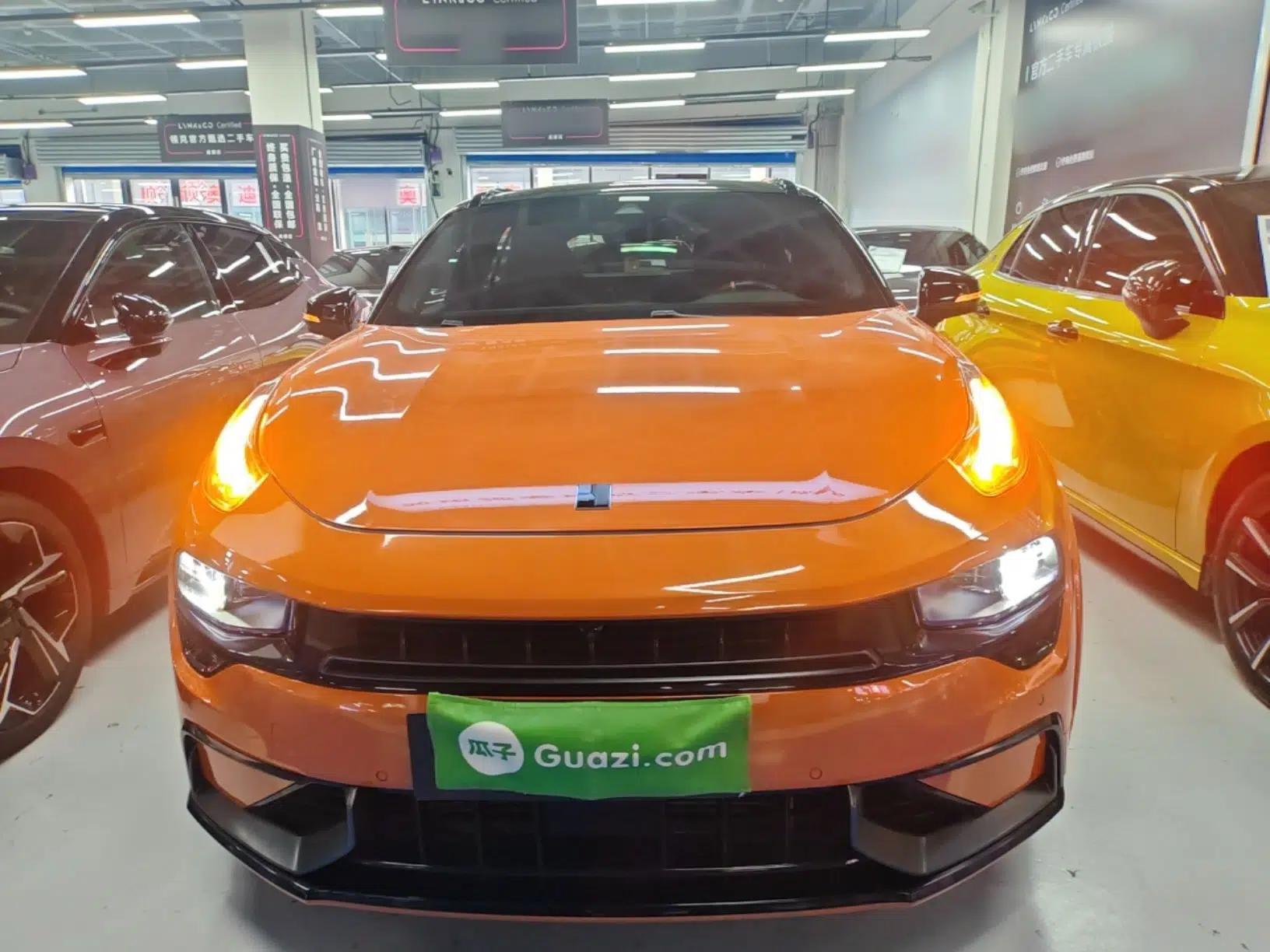 Lynk & Co 02 Hatchback 2021 2.0TD Halo — миниатюра 2
