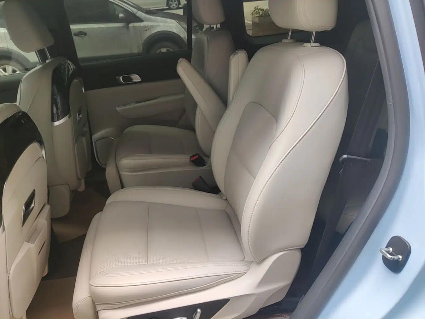Li Auto ONE 2021 Extended-Range 6-Seater Version — миниатюра 20
