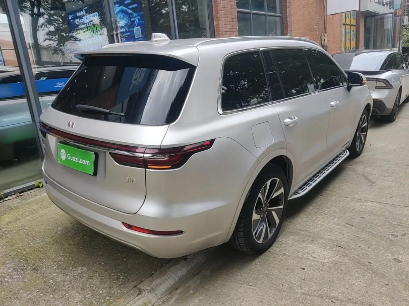 Li Auto ONE 2021 Extended-Range 6-Seater Version — миниатюра 6