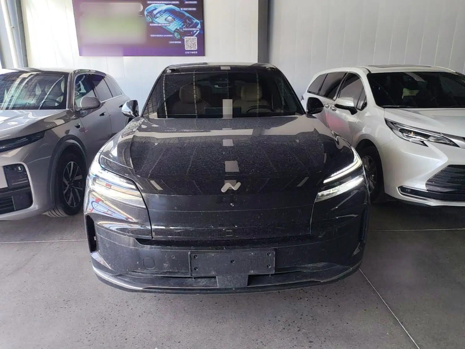 ONVO Luxeed L90 2025 Model—Ultra Six-Seater Version — миниатюра 2