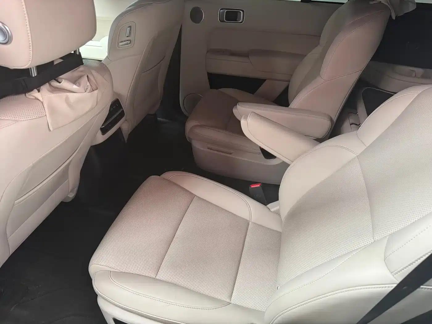 Li Auto L8 2023 Pro — миниатюра 8