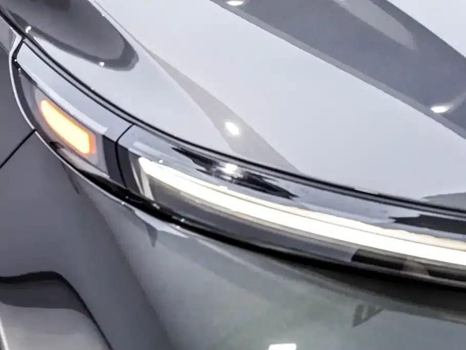Li Auto L8 2025 Max Smart Renewal Edition — миниатюра 17