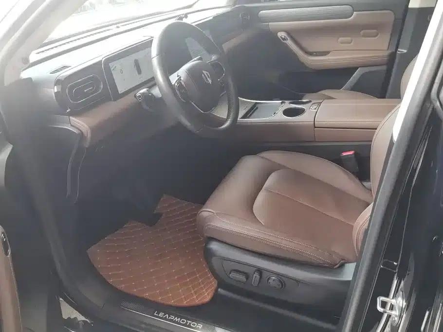 Leapmotor C11 2023 Pure Electric 500 Smart Edition — миниатюра 9