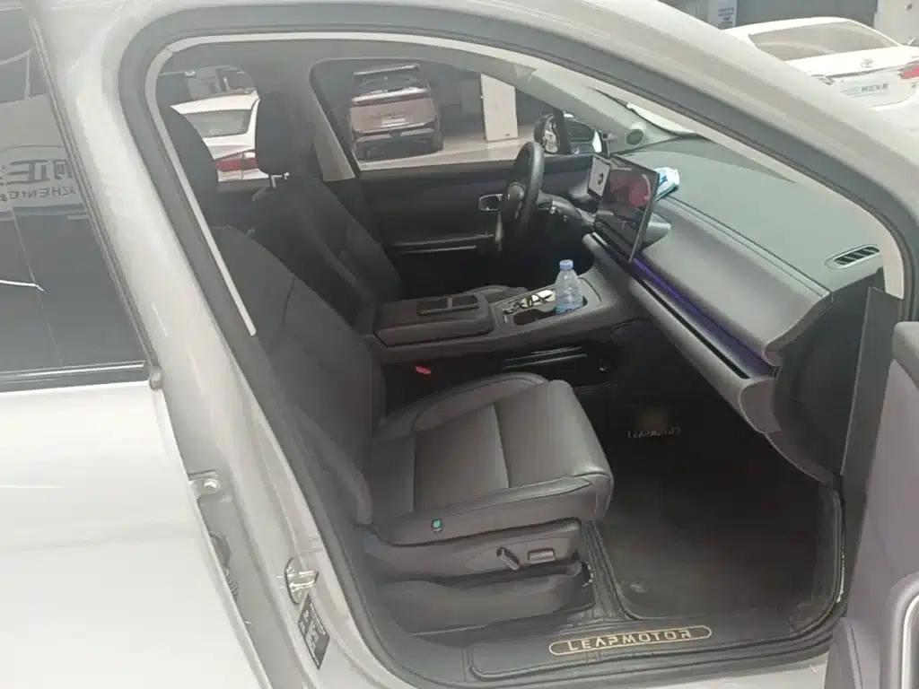 Leapmotor C10 2024 Model 530 Smart Edition — миниатюра 25