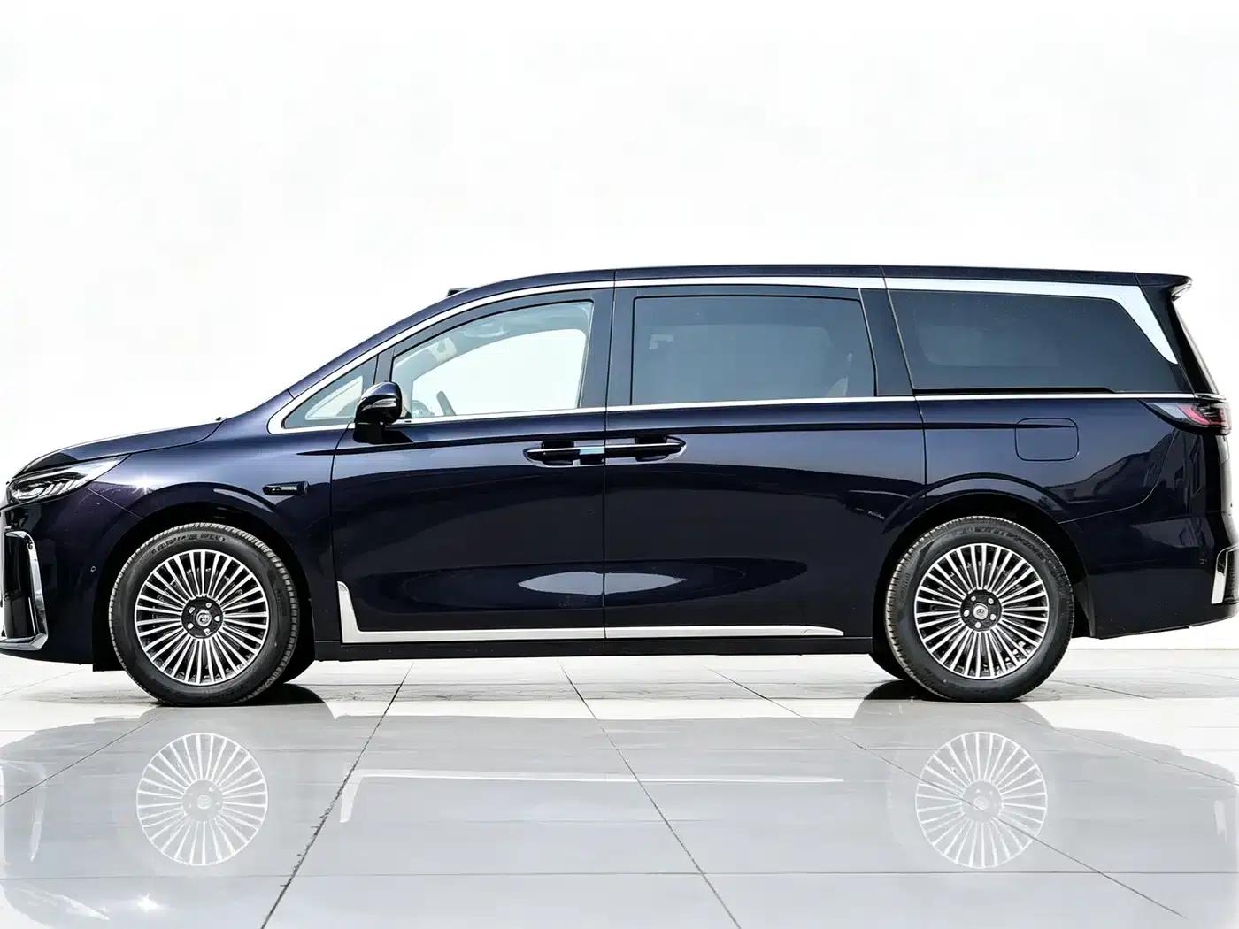 Voyah Dreamer 2025 PHEV 4WD Premium Qiankun Edition — миниатюра 6