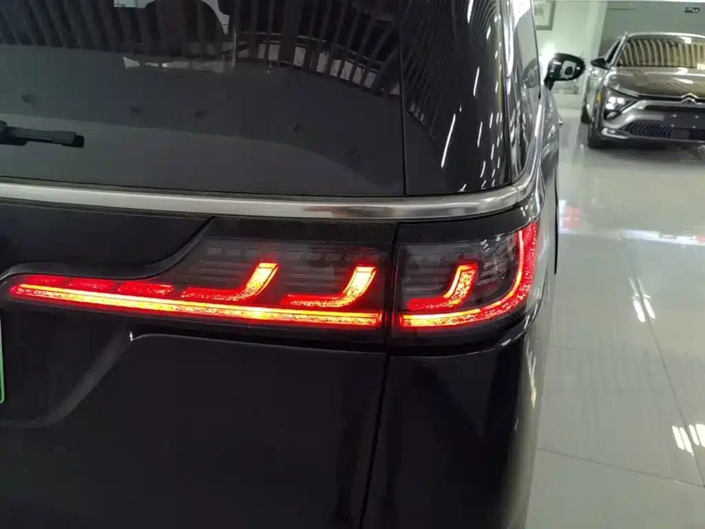 Voyah Dreamer 2022 Low-Carbon Edition Dream+ Smart Package — миниатюра 8
