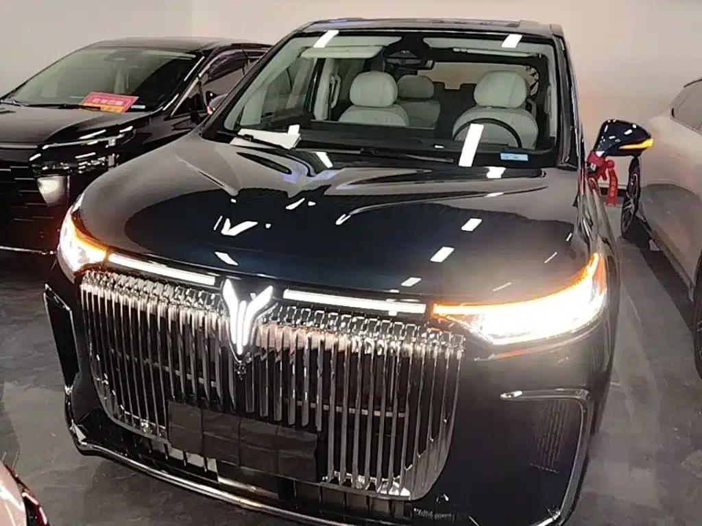 Voyah Dreamer 2025 PHEV AWD Flagship Kunpeng Edition — миниатюра 3