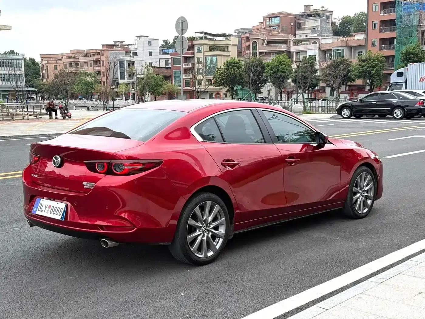 Mazda3 Axela 2021 2.0L Automatic Premium Edition — миниатюра 7