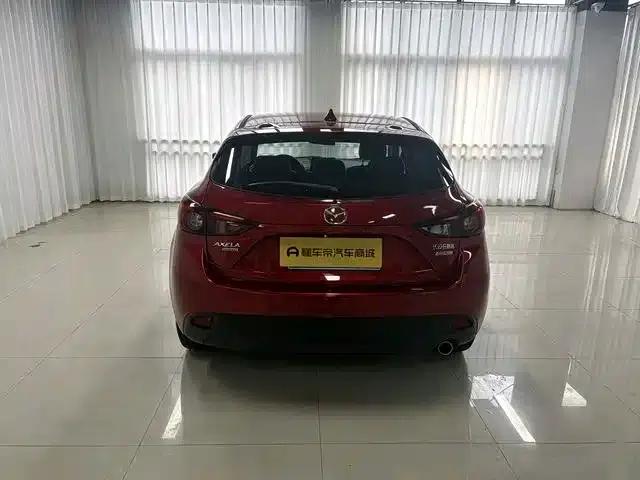 Mazda3 Axela 2016 Hatchback 1.5L Automatic Comfort — миниатюра 2