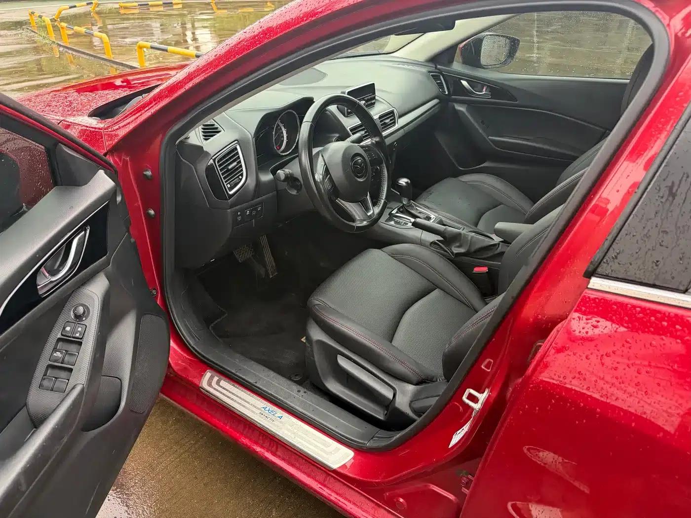 Mazda3 Axela 2014 Sedan 1.5L Automatic Comfort — миниатюра 8