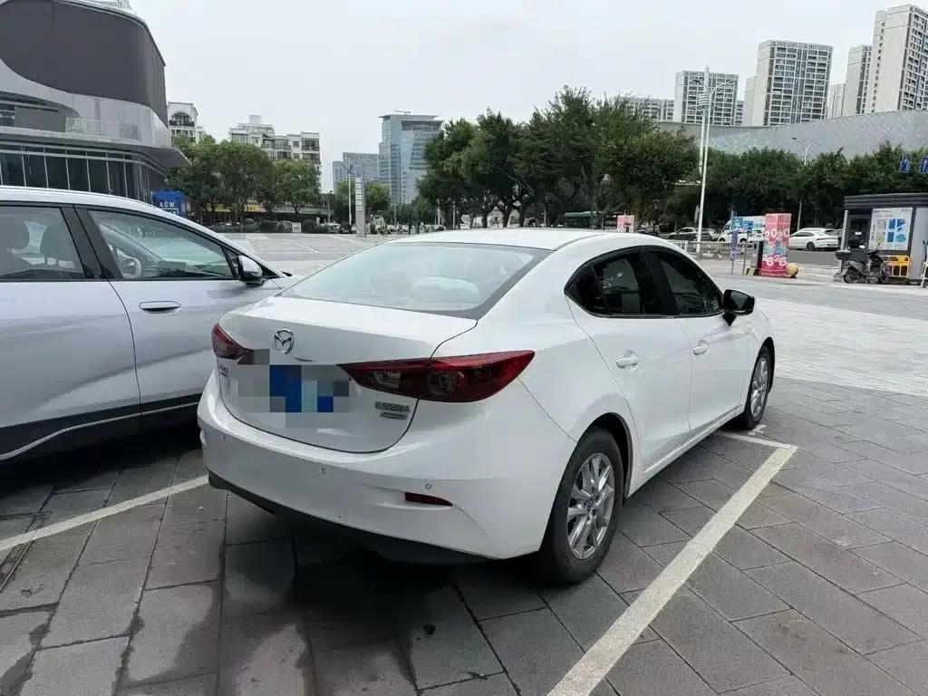 Mazda3 Axela 2019 Cloud Control Edition Sedan 1.5L Automatic Luxury Model (National V Emission Standard) — миниатюра 9