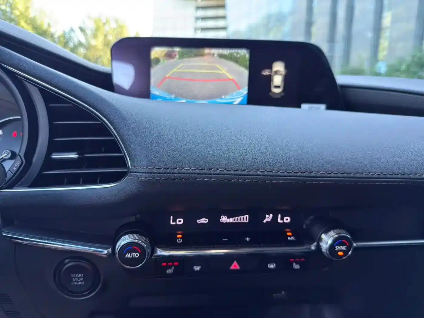 Mazda3 Axela 2023 2.0L Automatic Premium Edition — миниатюра 6